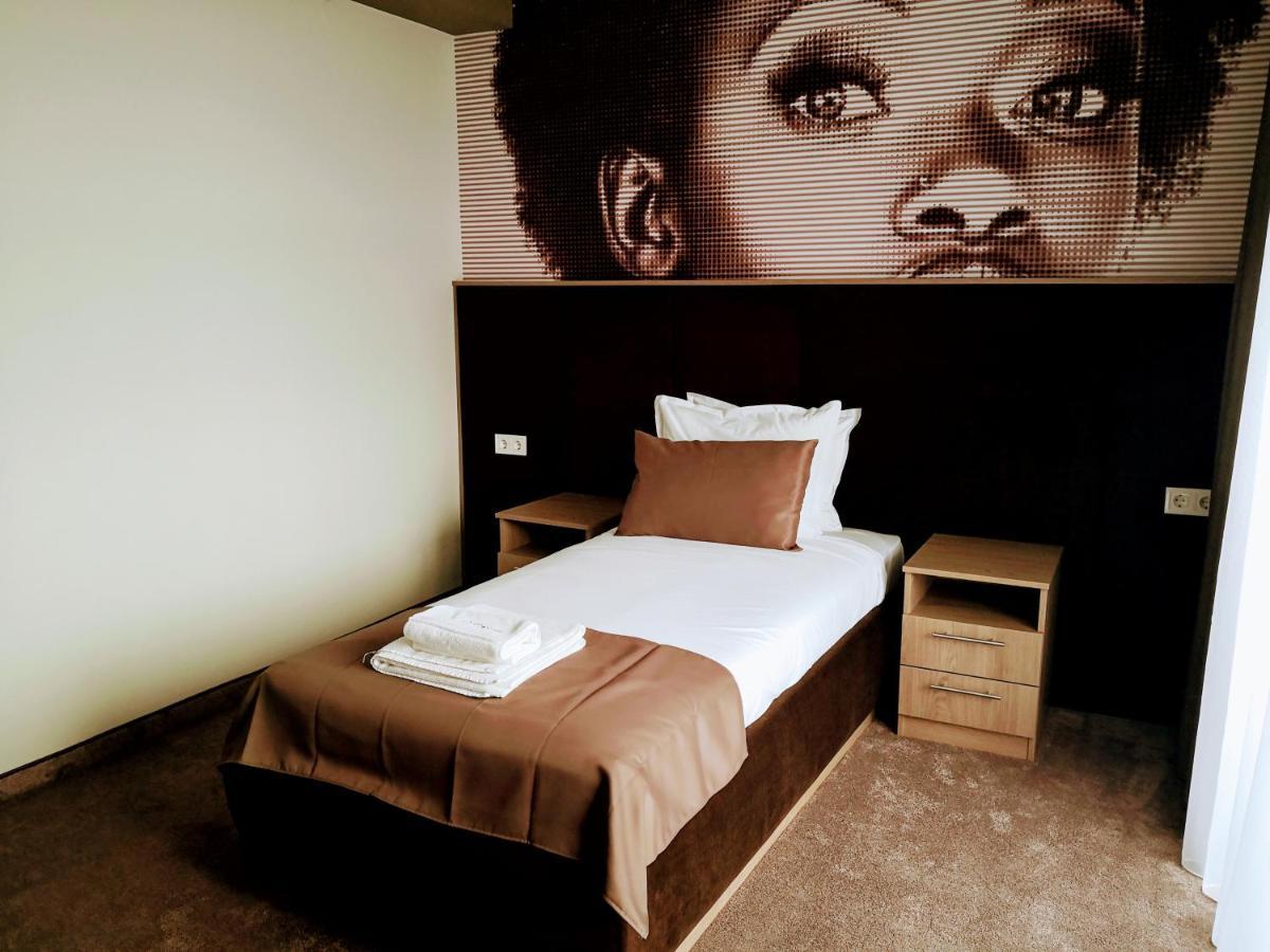 Impuls Hotel Vidin Extérieur photo